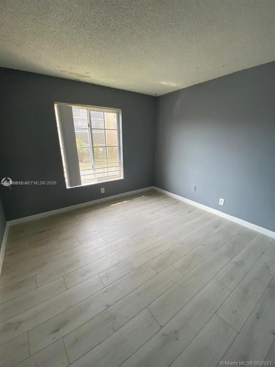 5241 Geneva Way # 203, Doral, FL 33166 photo 2
