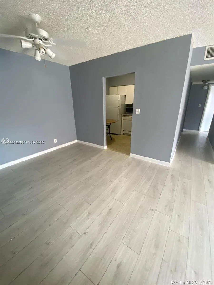 5241 Geneva Way # 203, Doral, FL 33166 photo 3