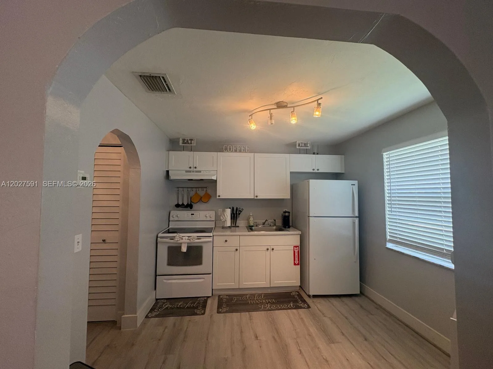 201 Columbus Pkwy # A, Hollywood, FL 33021 photo 6