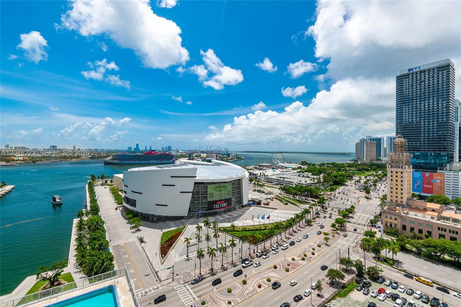 888 Biscayne Blvd # 2002, Miami, FL 33132