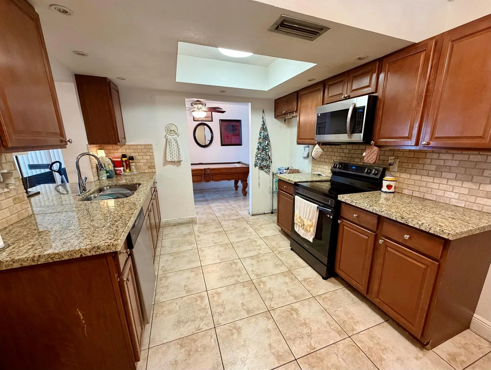 6875 NW 17TH Court, Margate, FL 33063 photo 3