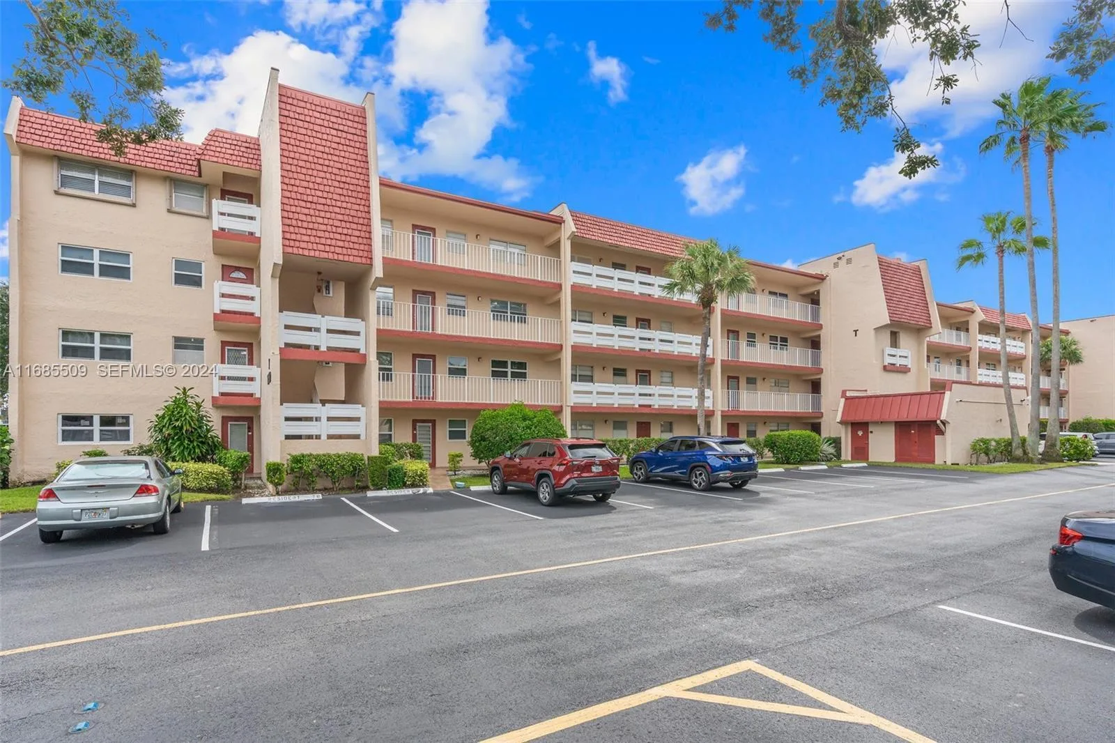 1015 Country Club Drive # 307, Margate, FL 33063