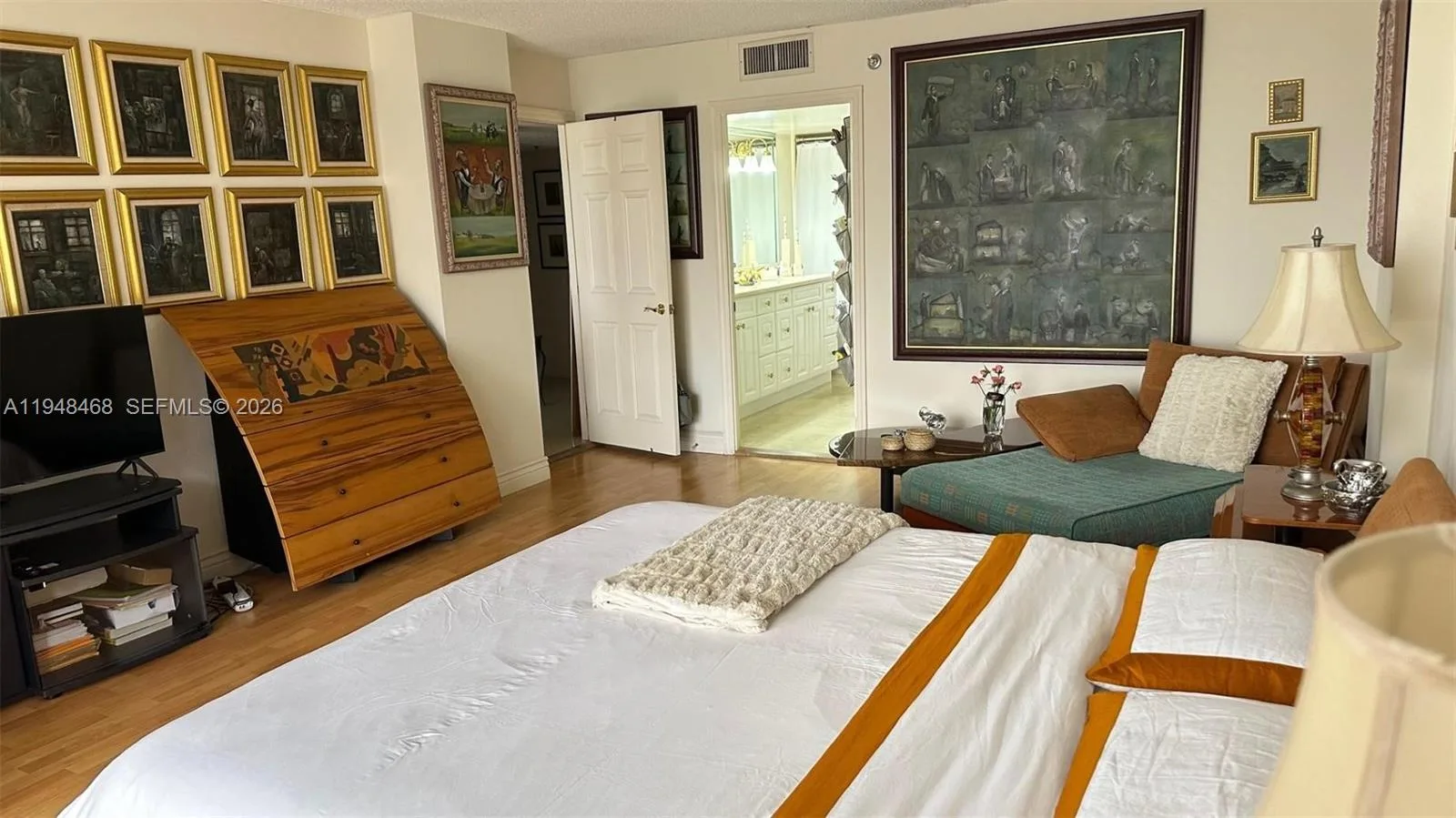 210 174th St # 1909, Sunny Isles Beach, FL 33160 photo 11