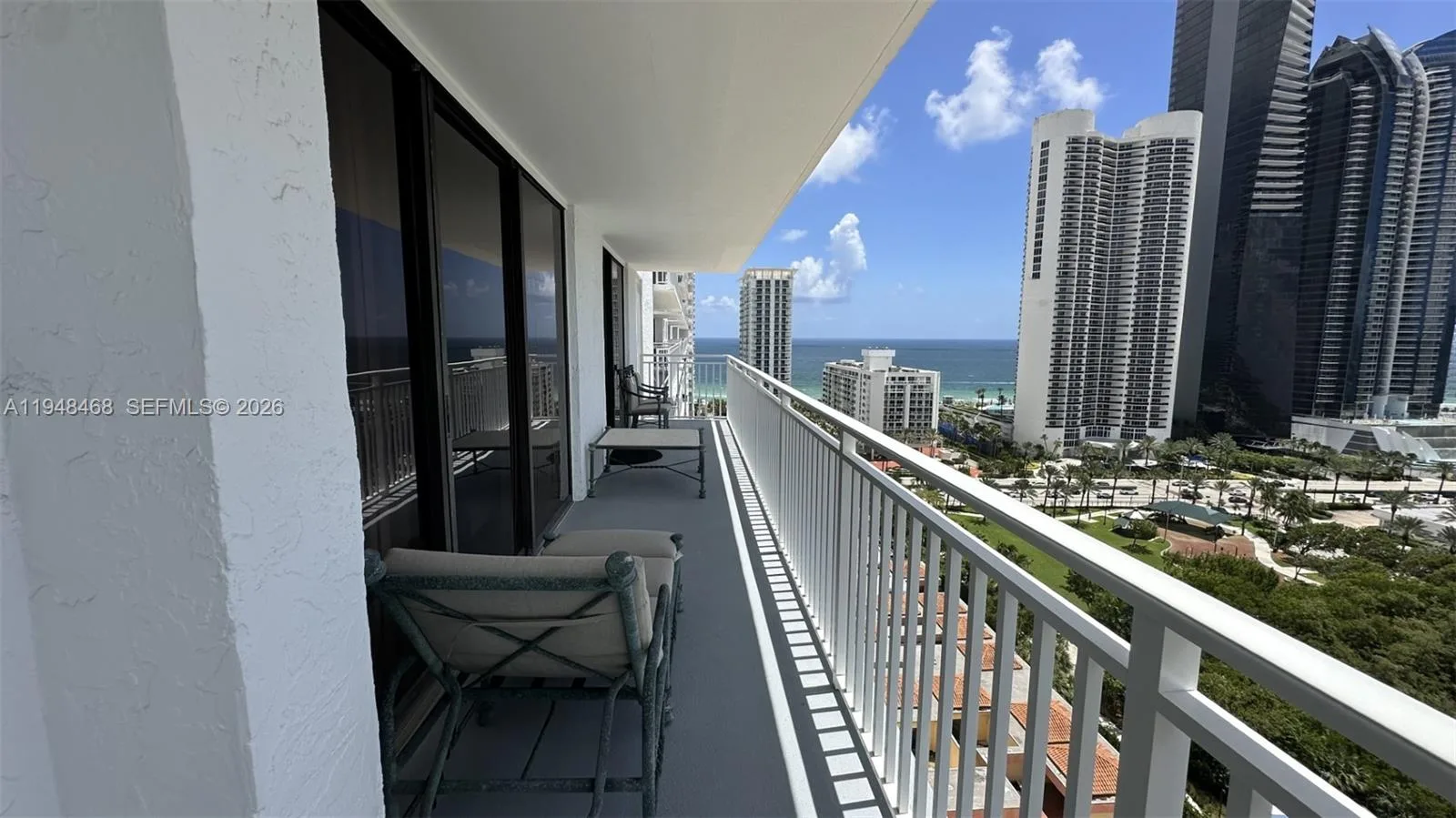 210 174th St # 1909, Sunny Isles Beach, FL 33160 photo 2