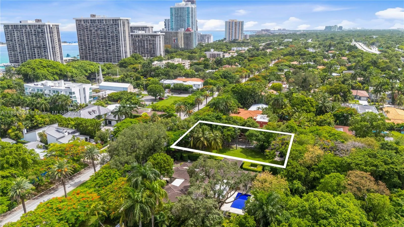 1644 S Miami Ave, Miami, FL 33129 photo 2
