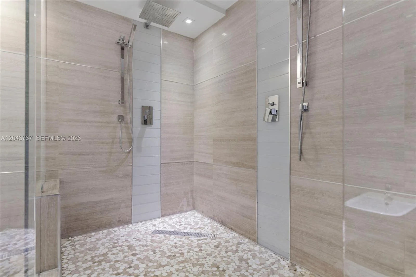 6061 Collins Ave # 8F, Miami Beach, FL 33140 photo 6