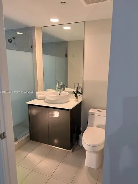 31 SE 6th St # 1606, Miami, FL 33131 photo 12