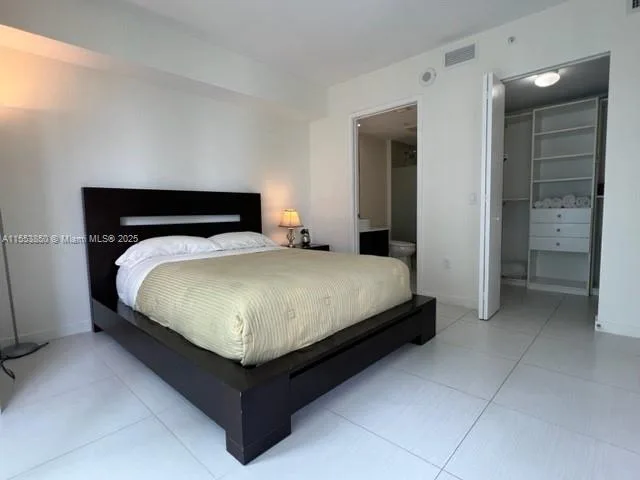 31 SE 6th St # 1606, Miami, FL 33131 photo 13