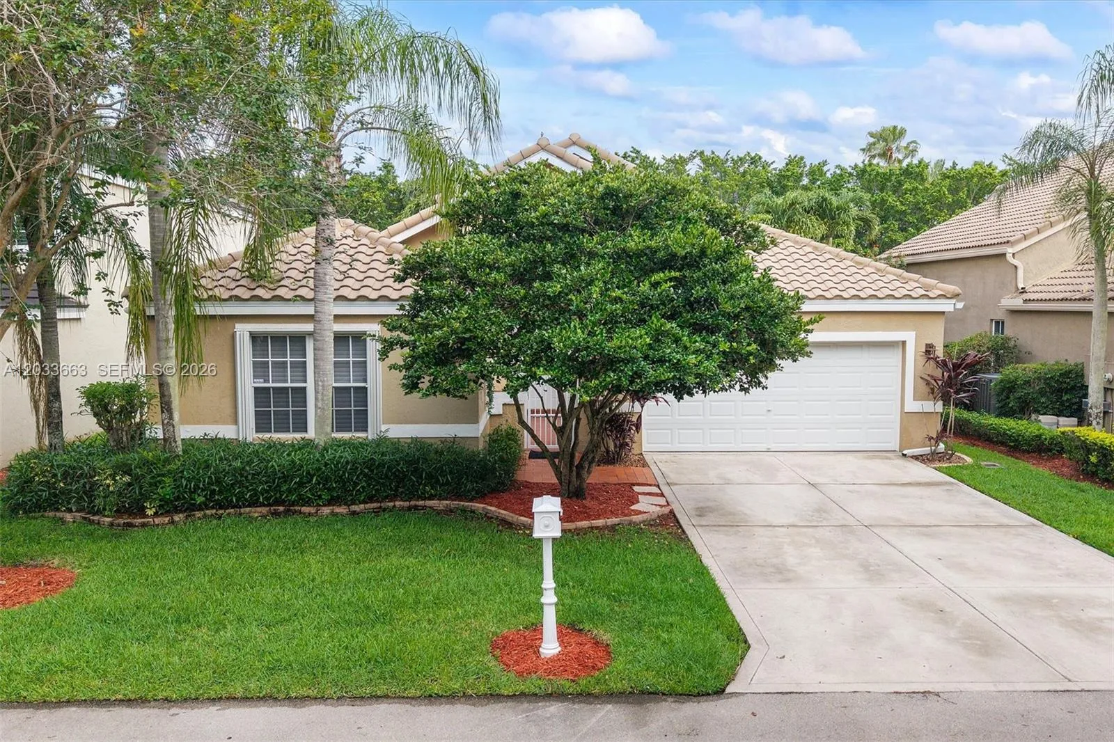 2013 Island Cir, Weston, FL 33326