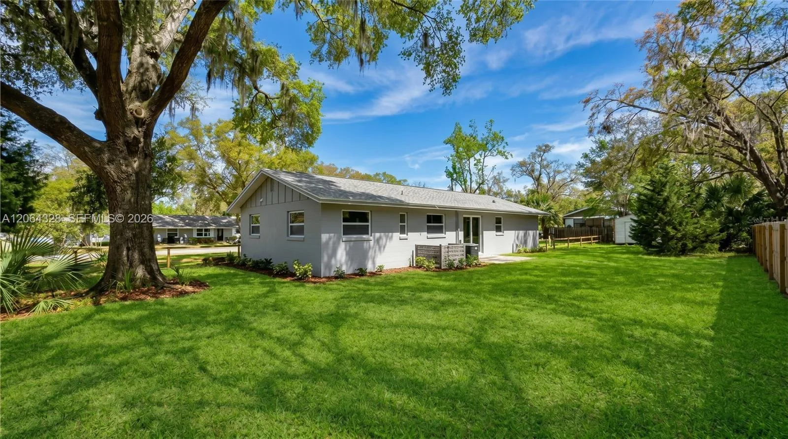 1812 NE 50th ST, Ocala, FL 34479 photo 2