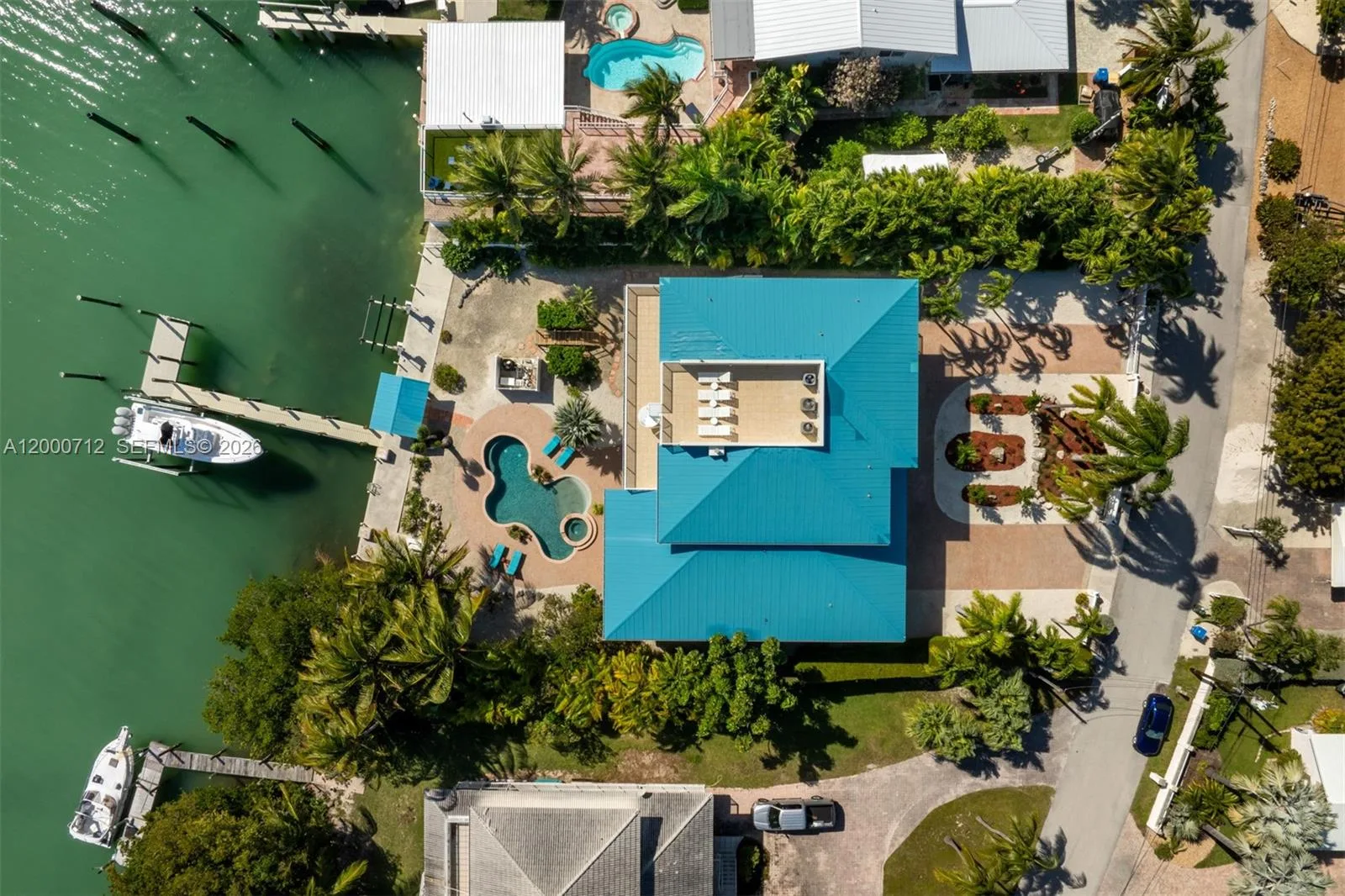 137 Sapodilla Dr, Islamorada, FL 33036 photo 3