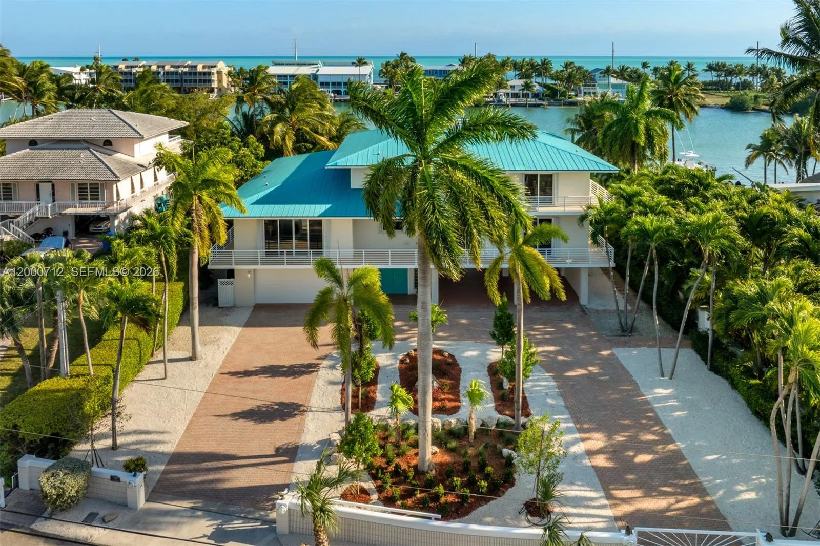 137 Sapodilla Dr, Islamorada, FL 33036 photo 4