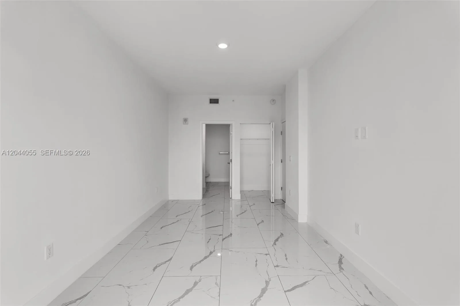 1 Curtiss Pkwy # 319, Miami Springs, FL 33166 photo 5