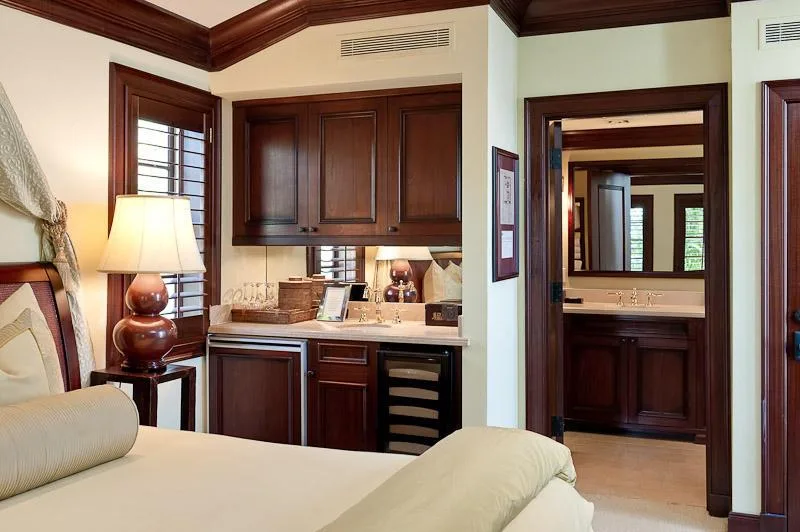 301 Australian Avenue # 306, Palm Beach, FL 33480 photo 4