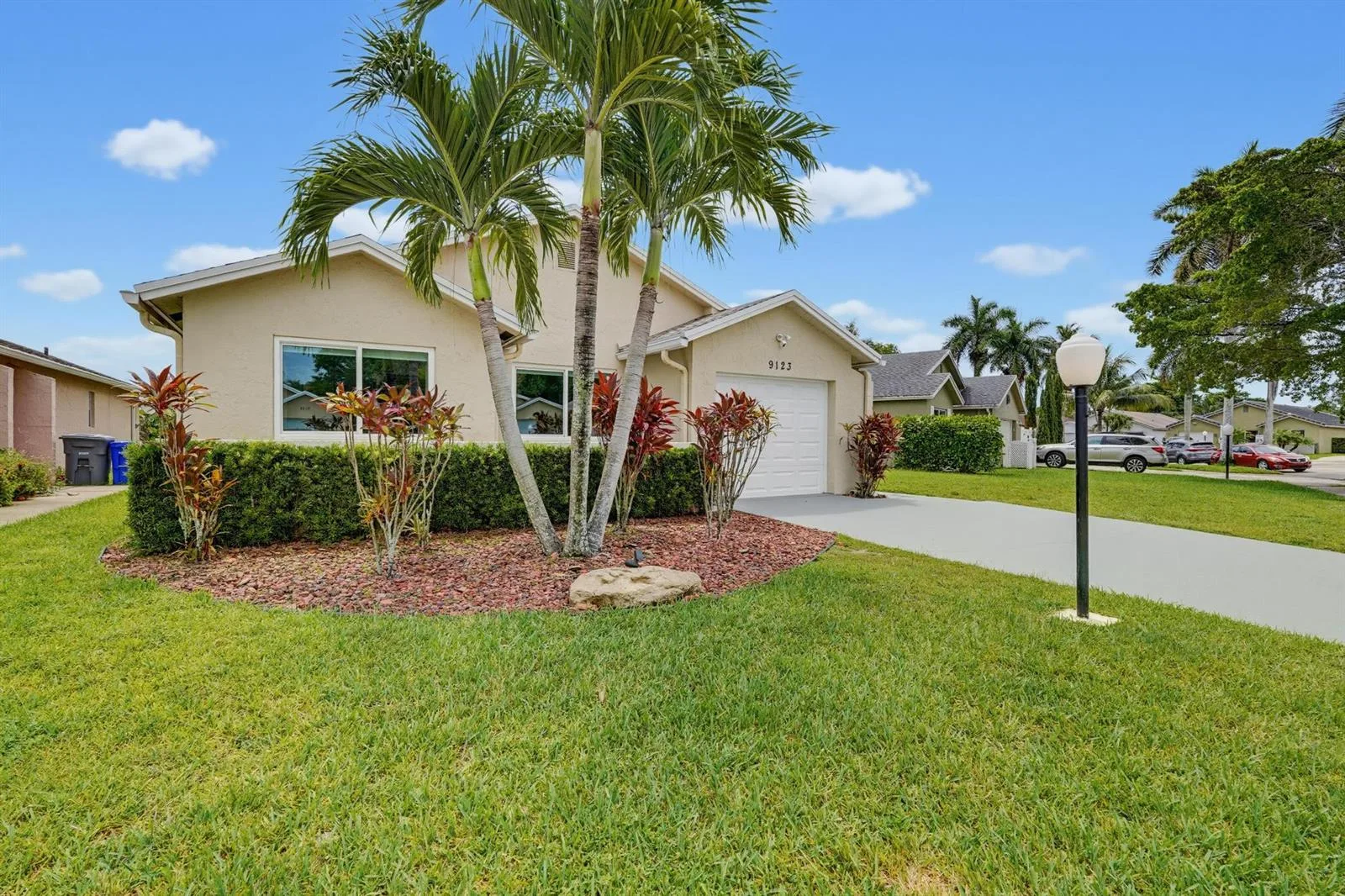 9123 PINE SPRINGS Drive, Boca Raton, FL 33428 photo 8