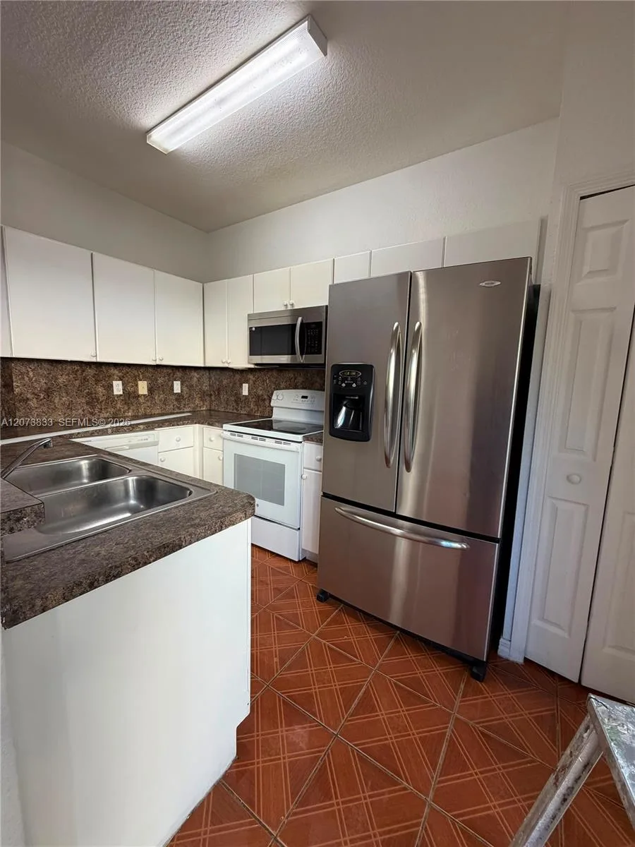 8245 NW 108th Ave # 8-15, Doral, FL 33178 photo 3