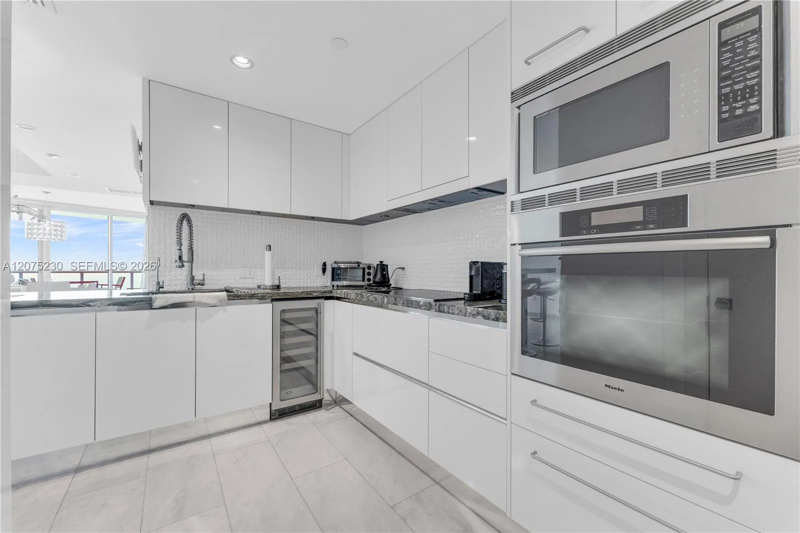 17001 Collins Ave # 4102, Sunny Isles Beach, FL 33160 photo 9