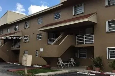 2778 W 60th St # 45, Hialeah, FL 33016