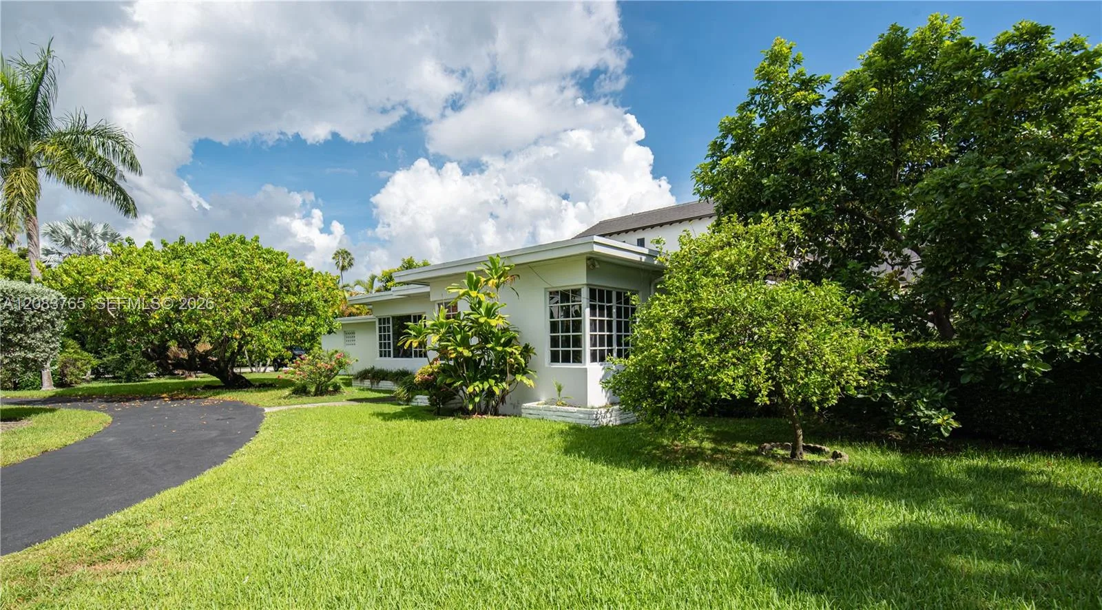 85 S Hibiscus Dr, Miami Beach, FL 33139