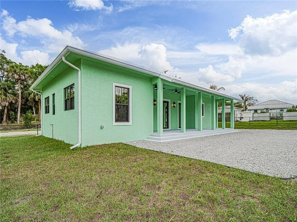 12906 83rd Avenue, Sebastian, FL 32958