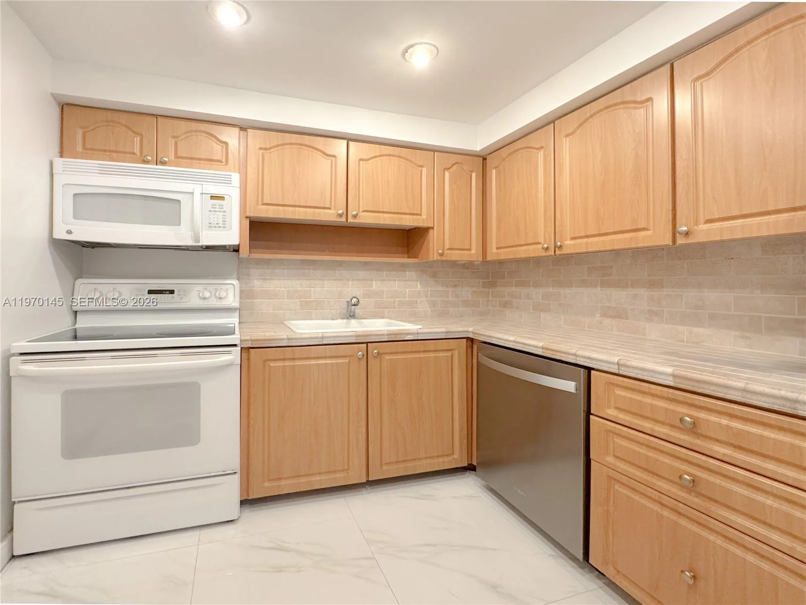 555 Crandon Blvd # 82, Key Biscayne, FL 33149 photo 13