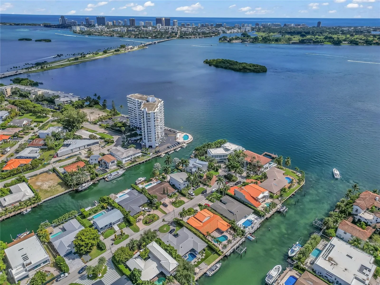 2089 NE 121st Rd, North Miami, FL 33181 photo 7