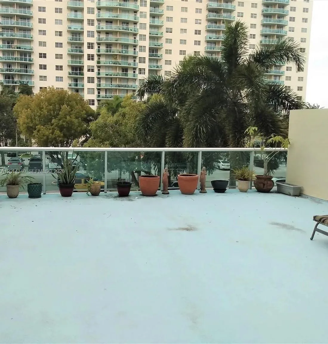 19380 Collins Ave # 211, Sunny Isles Beach, FL 33160 photo 2