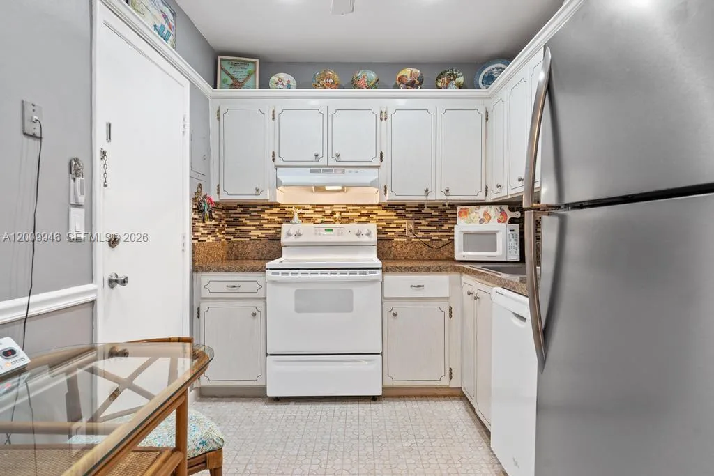 400 S Cypress Rd # 424, Pompano Beach, FL 33060 photo 11
