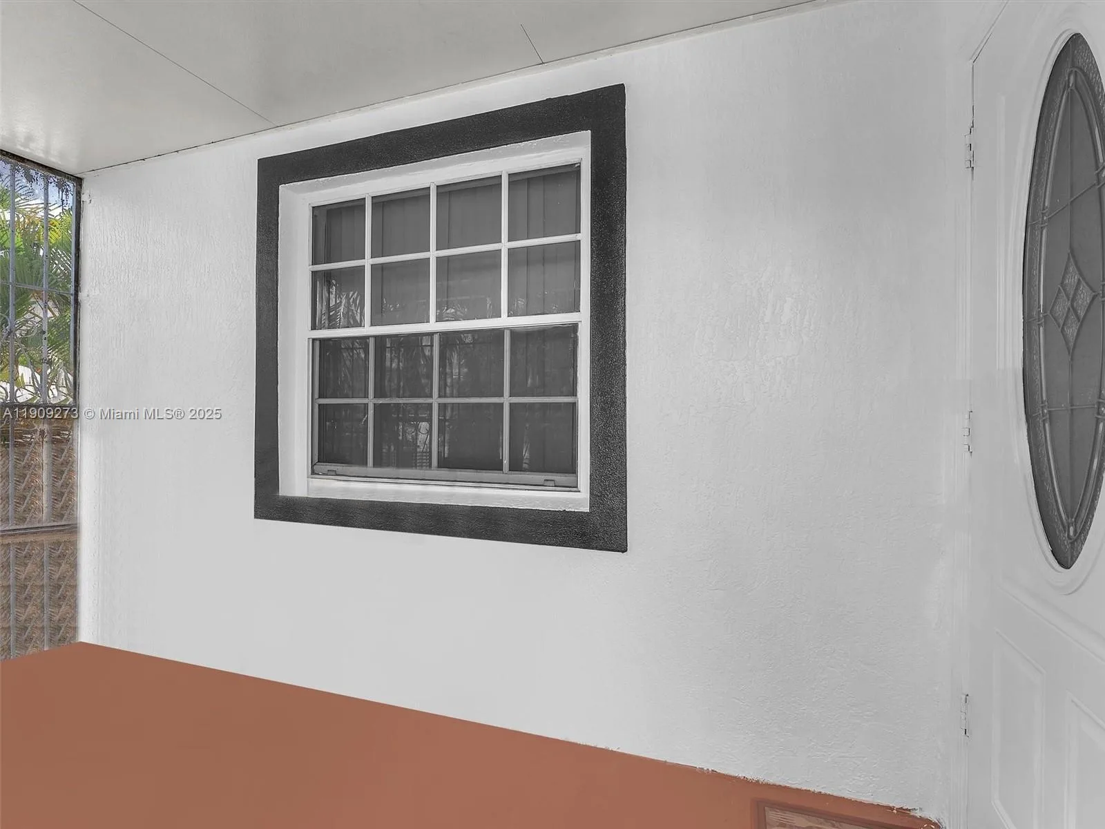560 NE 77th St, Miami, FL 33138 photo 3