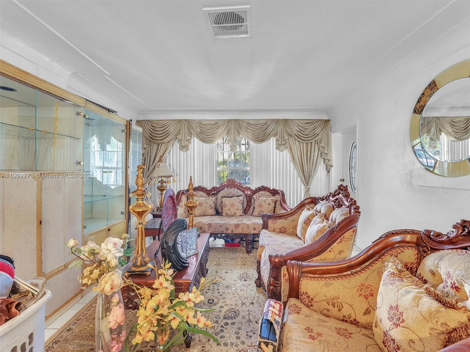 560 NE 77th St, Miami, FL 33138 photo 5