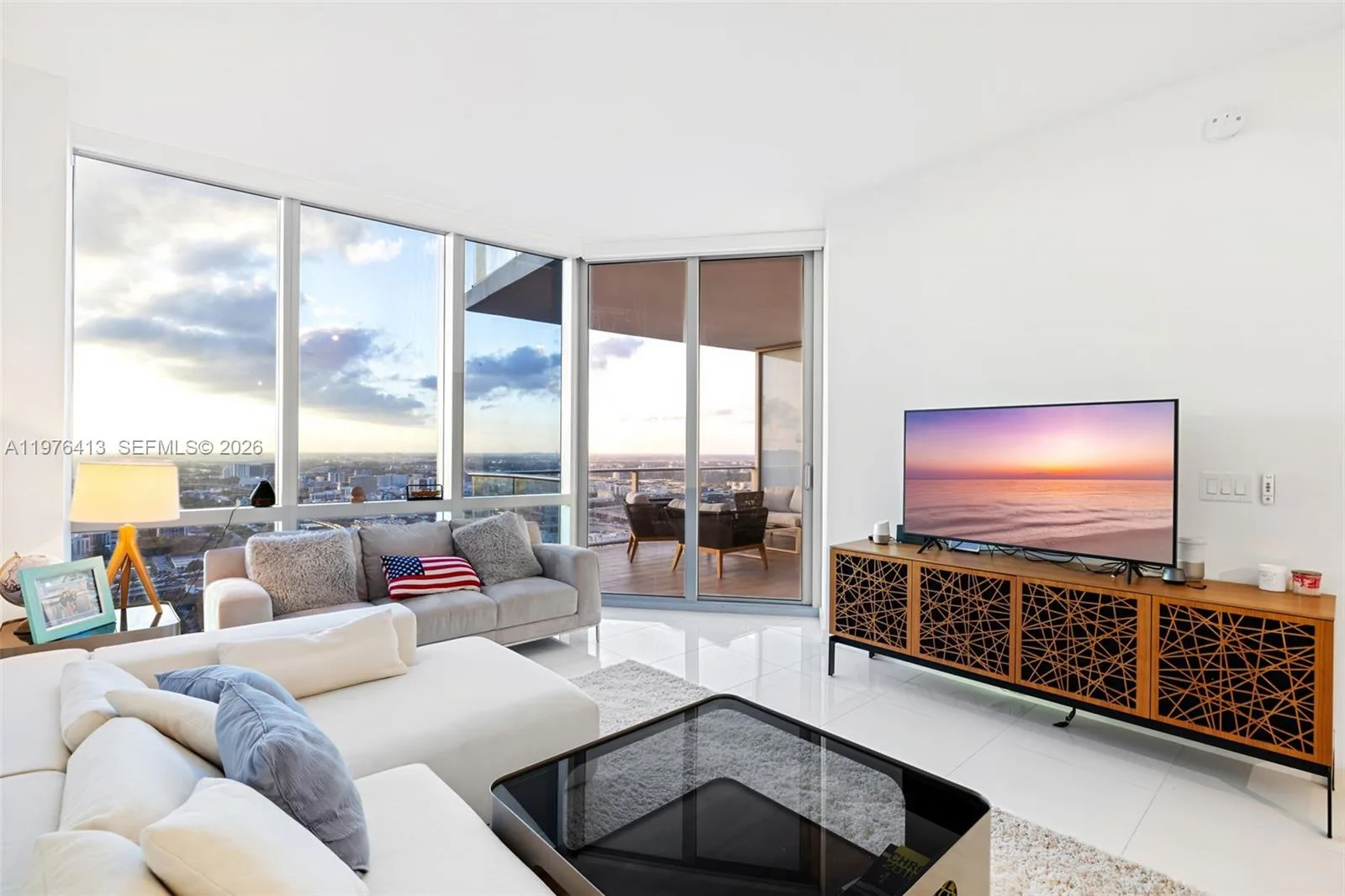 851 NE 1st Ave # 4506, Miami, FL 33132