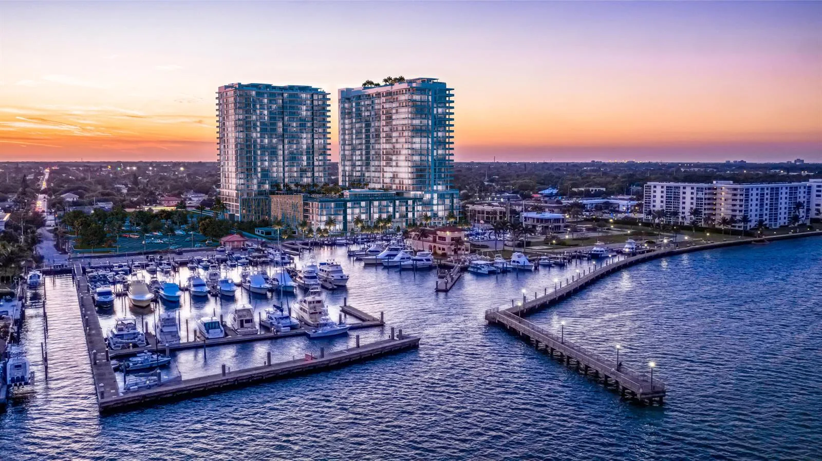 220 Lake Shore Drive # 813, Lake Park, FL 33403
