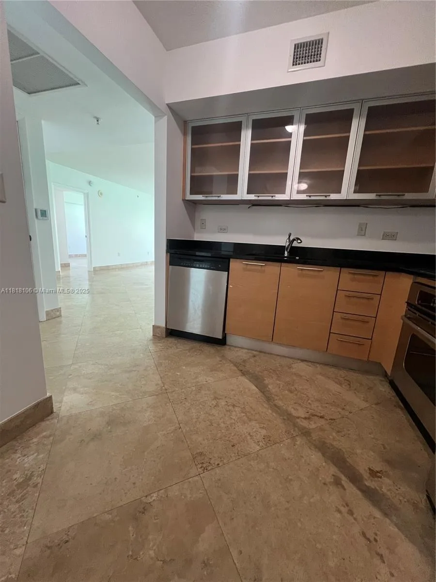 31 SE 5 ST # 3004, Miami, FL 33131 photo 11