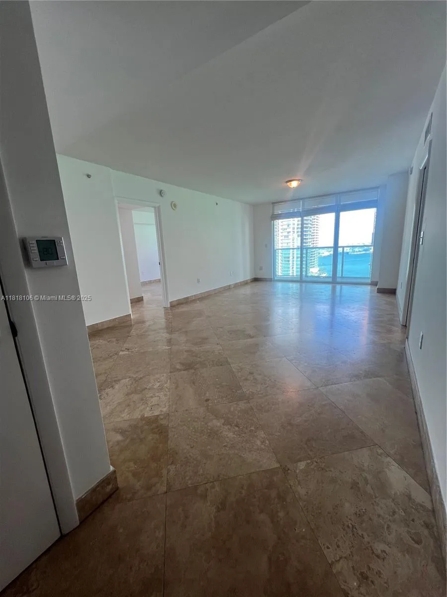 31 SE 5 ST # 3004, Miami, FL 33131 photo 12