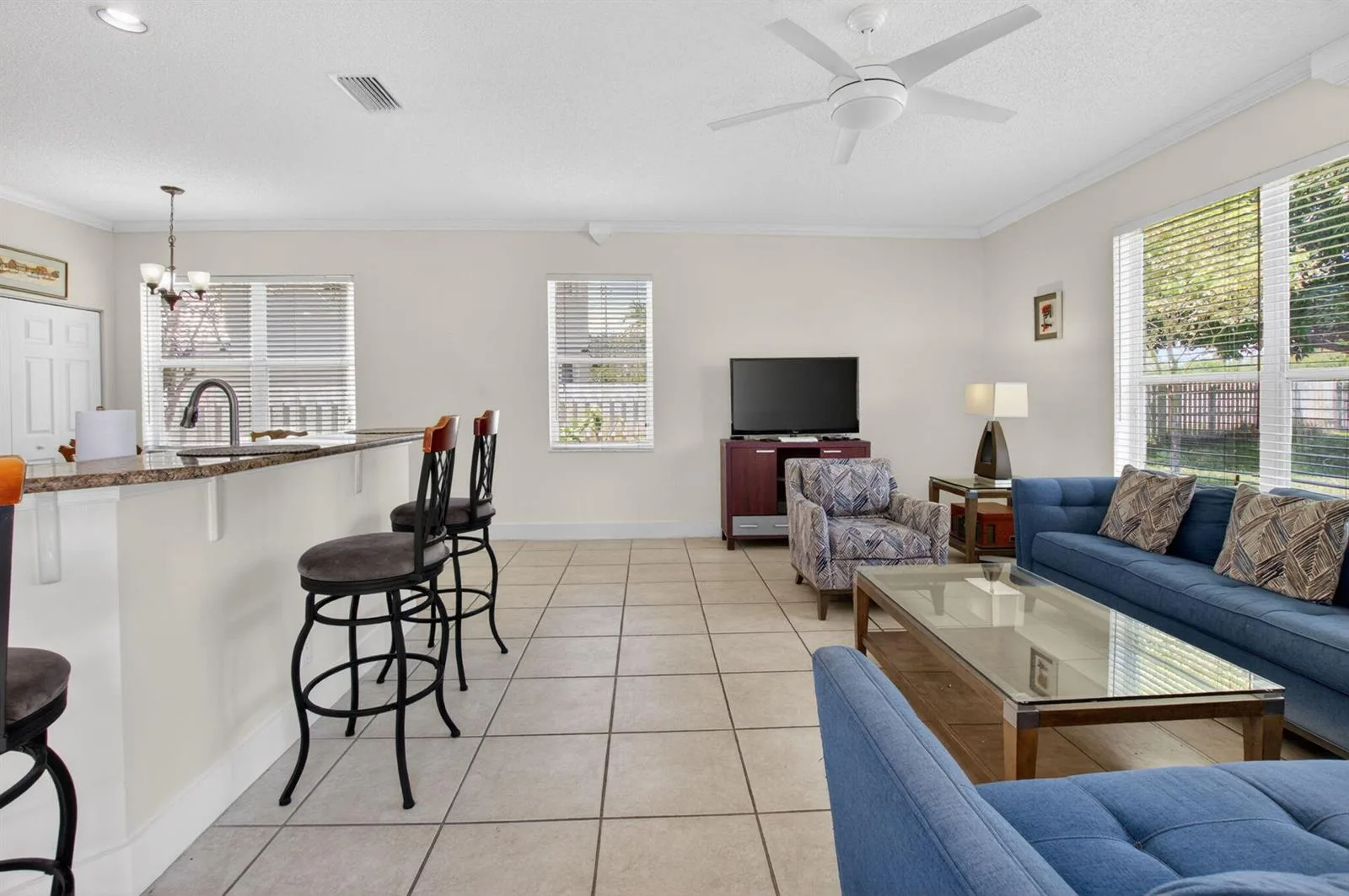 6207 Shadow Tree Lane, Lake Worth, FL 33463 photo 11