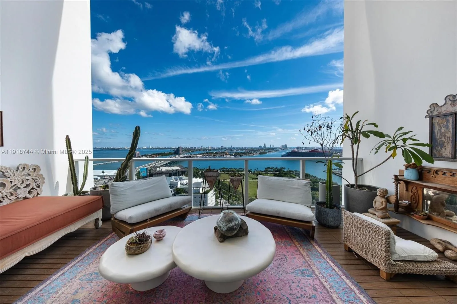 1040 Biscayne Blvd # 2203, Miami, FL 33132 photo 5