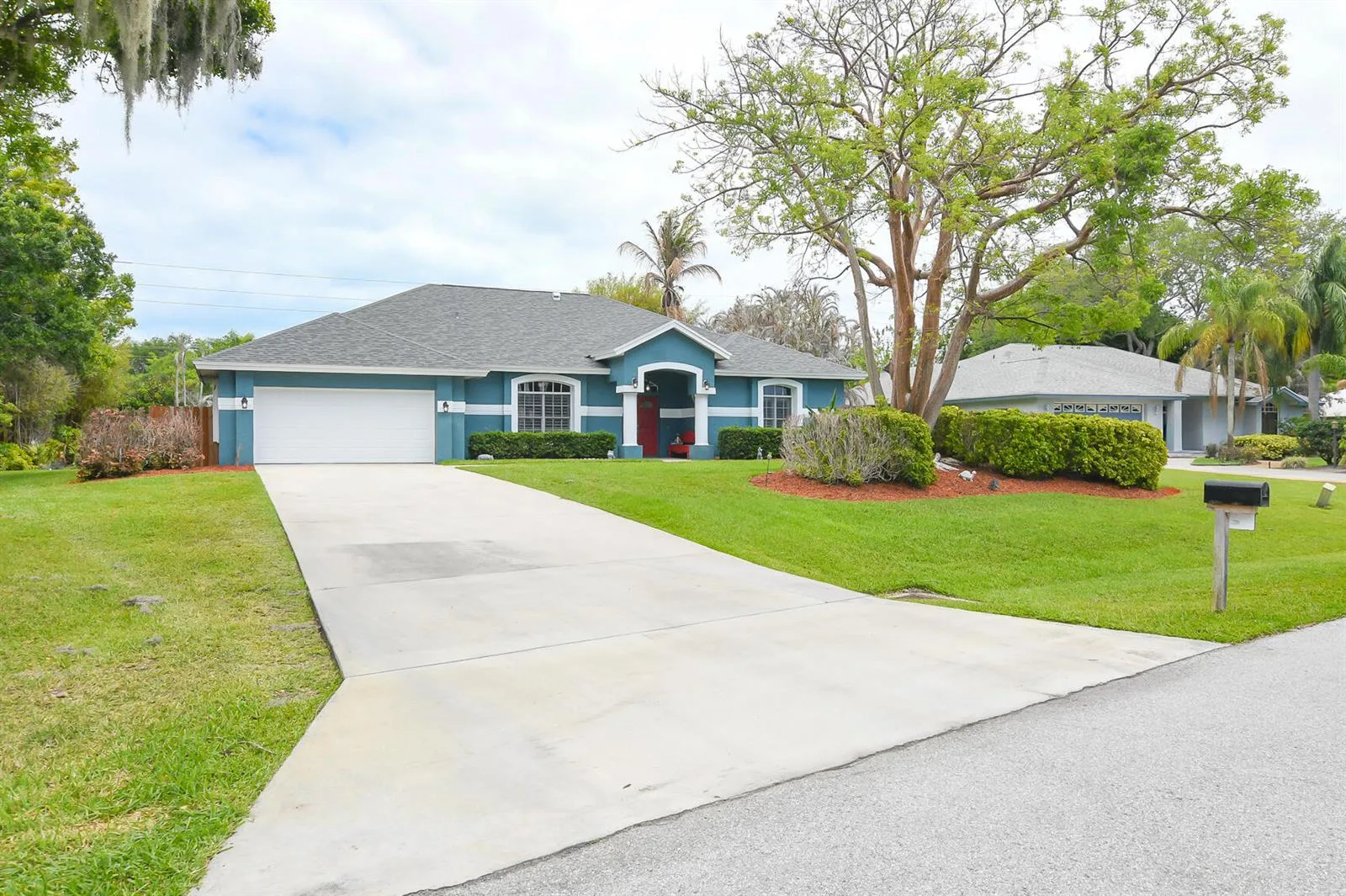 2263 NE Marlberry Lane, Jensen Beach, FL 34957 photo 2