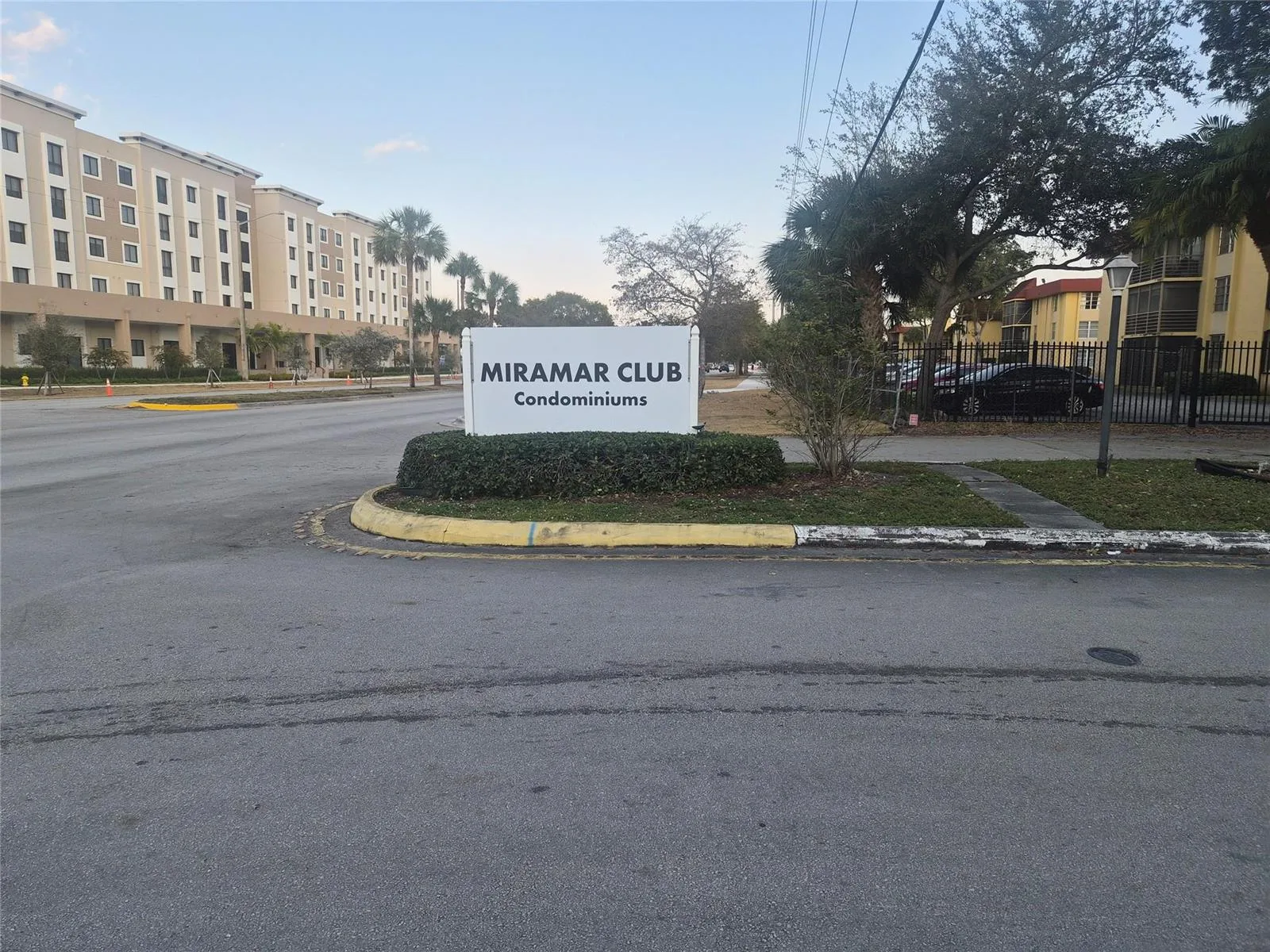3252 Foxcroft Road # 113, Miramar, FL 33025