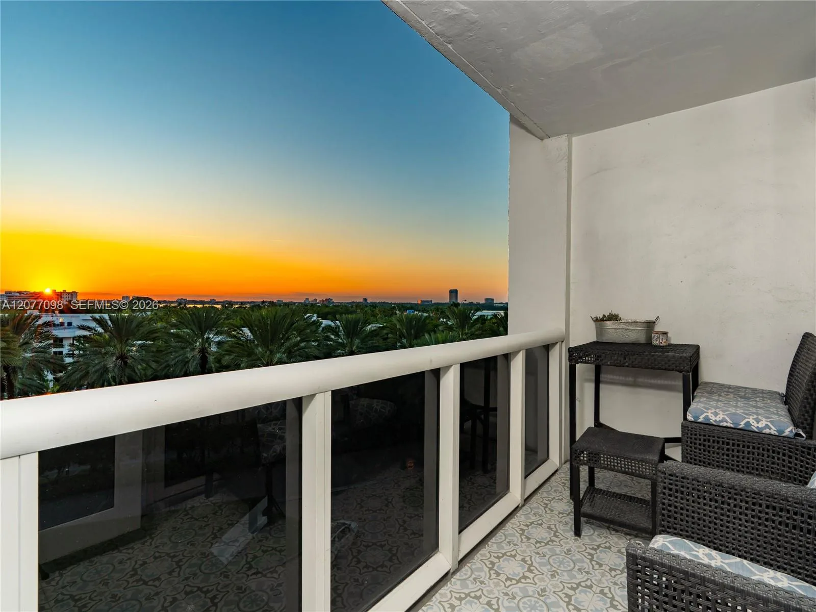 10275 Collins Ave # 527, Bal Harbour, FL 33154 photo 2