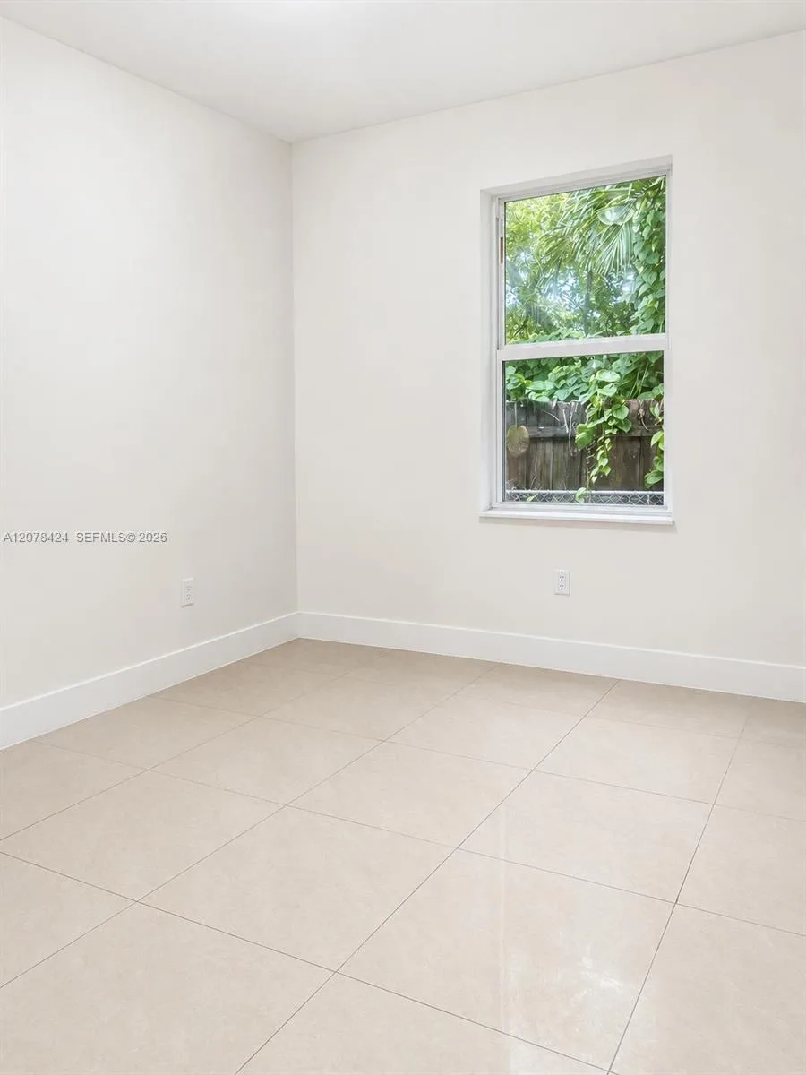 7537 NW 3rd Ave, Miami, FL 33150 photo 10