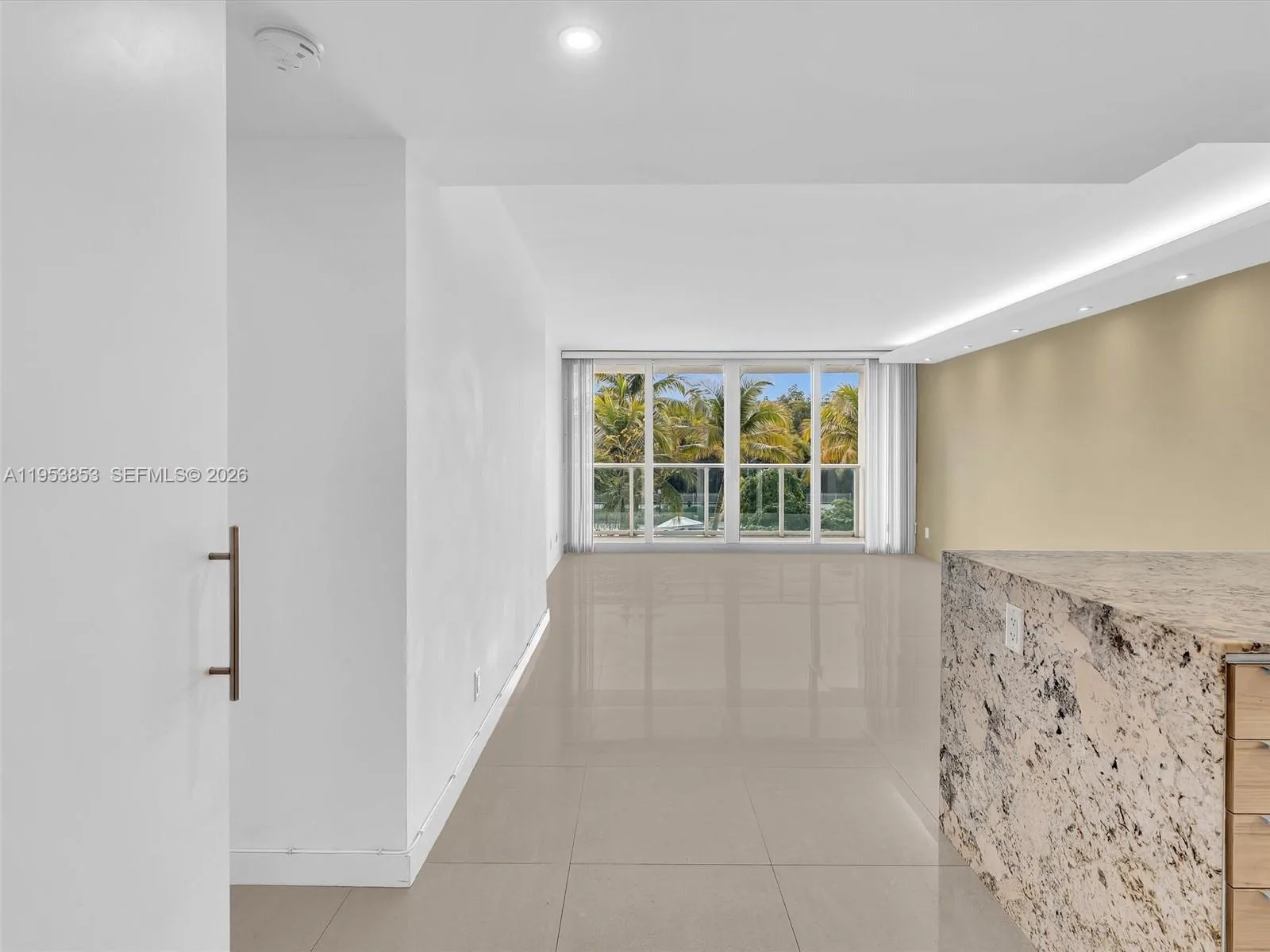 100 Bayview Dr # 223, Sunny Isles Beach, FL 33160 photo 4