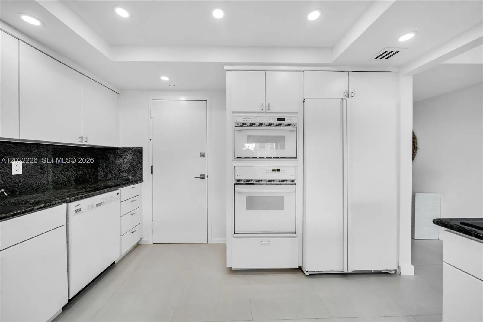 199 Ocean Lane Dr # 515, Key Biscayne, FL 33149 photo 10