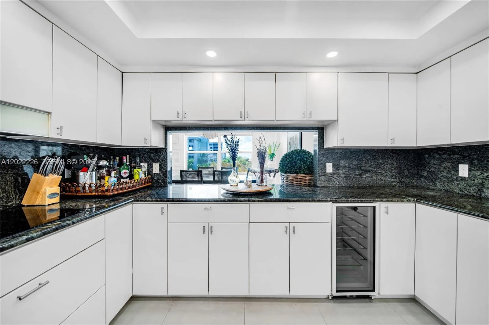 199 Ocean Lane Dr # 515, Key Biscayne, FL 33149 photo 9