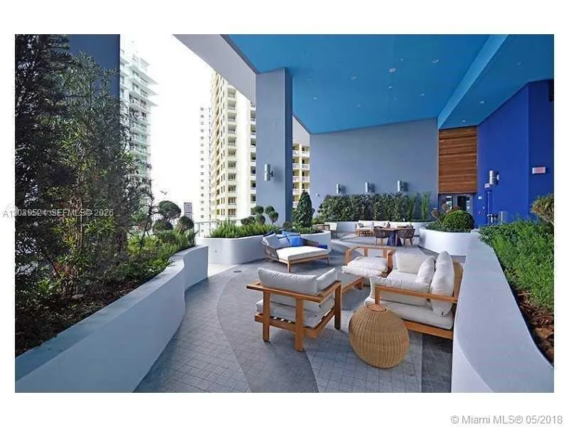 1300 Brickell Bay Dr # 1707, Miami, FL 33131