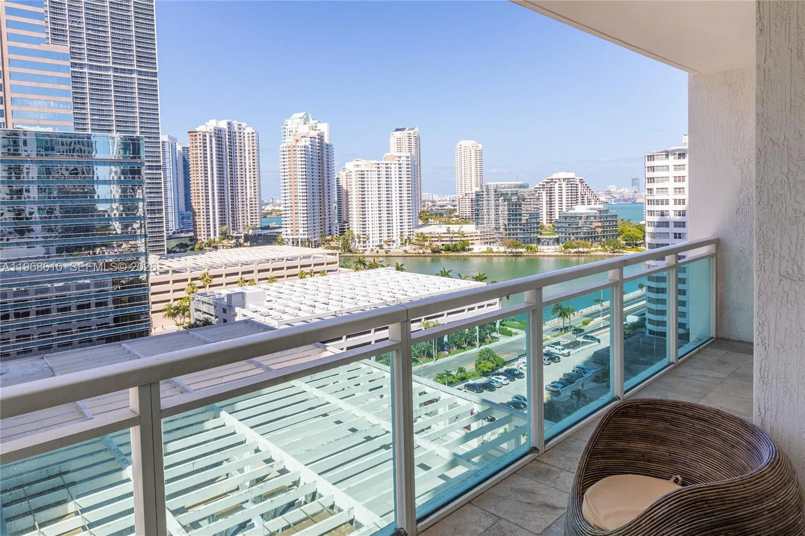 950 Brickell Bay Dr # 1504, Miami, FL 33131 photo 2