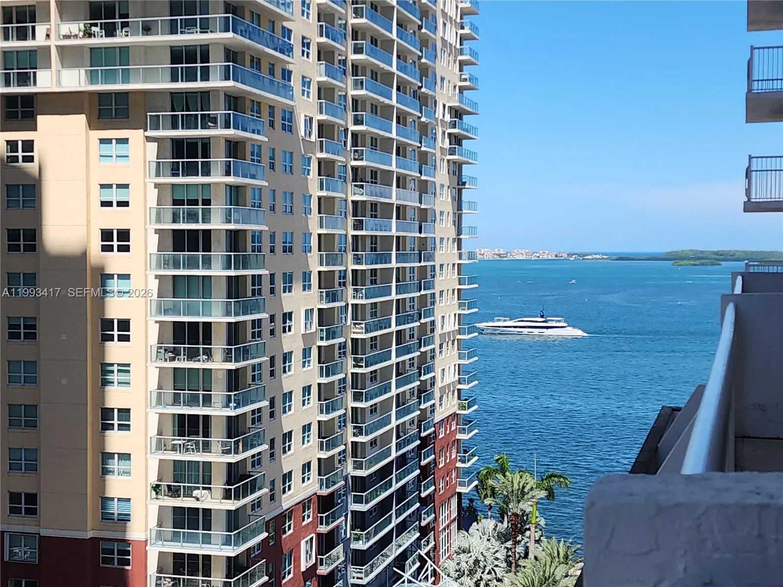 1200 Brickell Bay Dr # 1510, Miami, FL 33131