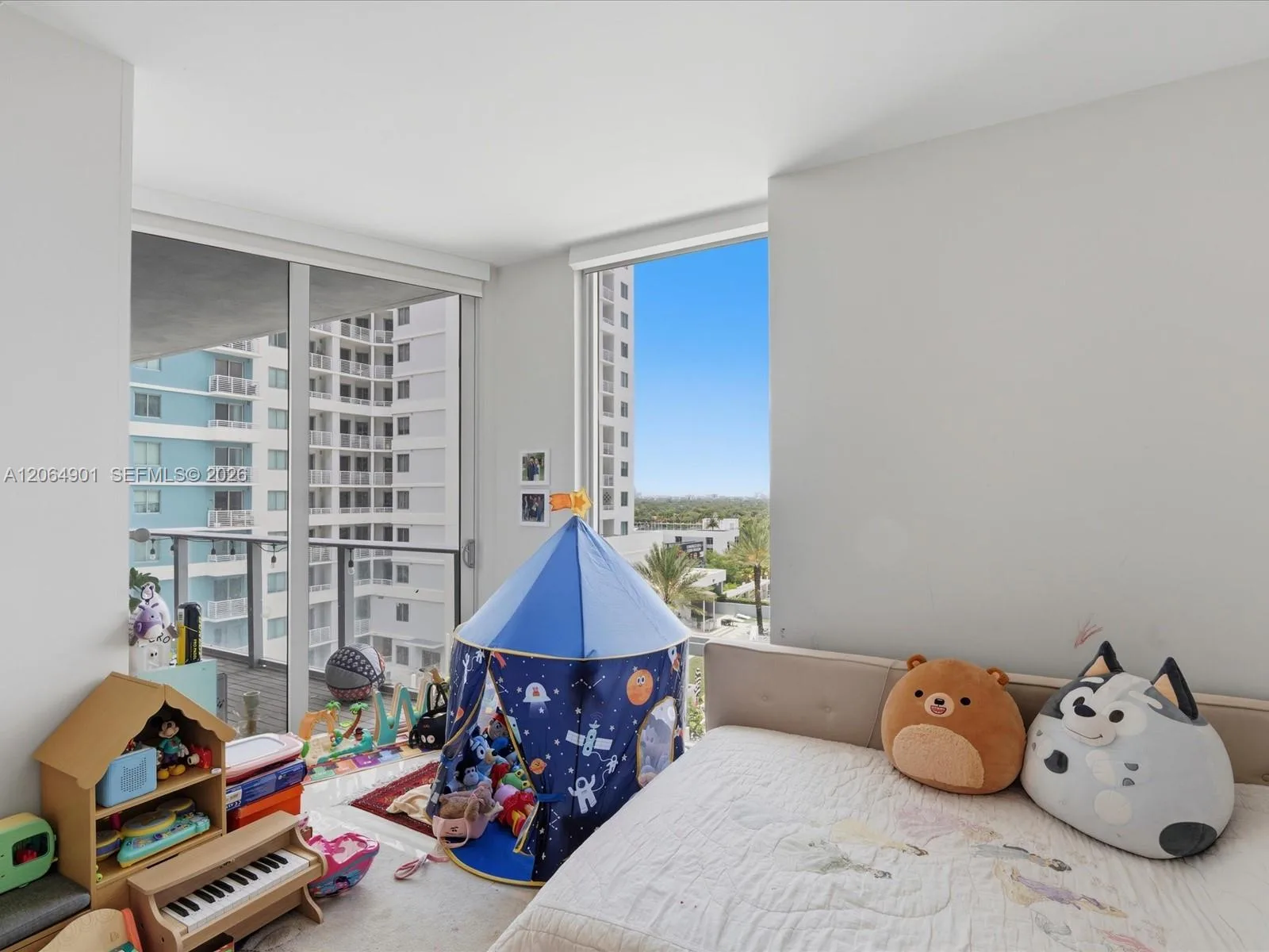 1010 SW 2nd Ave # 1009, Miami, FL 33130 photo 13