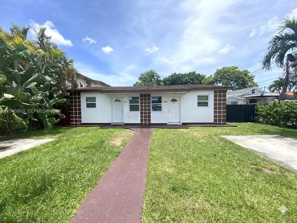 3010-3012 NW 26th St, Miami, FL 33142