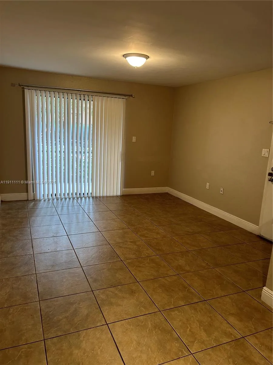 15551 SW 104th Ter # 822, Miami, FL 33196 photo 4