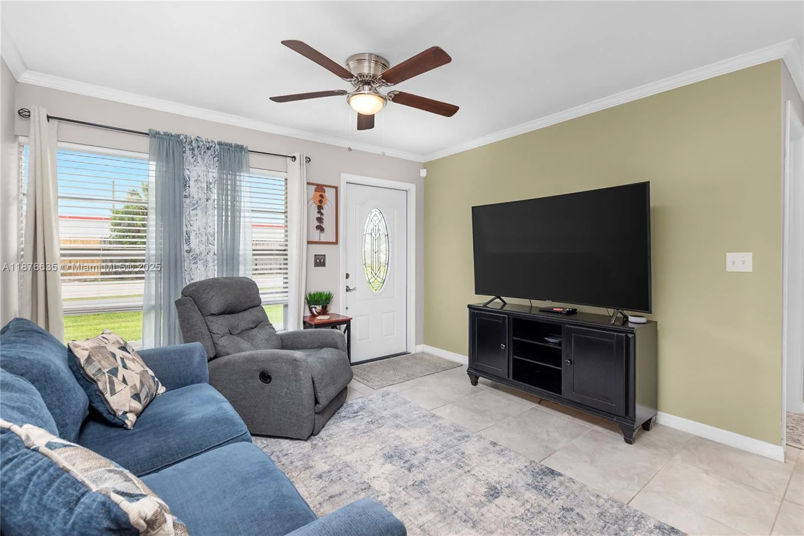 2673 Montego DR, Fort Myers, FL 33905 photo 4